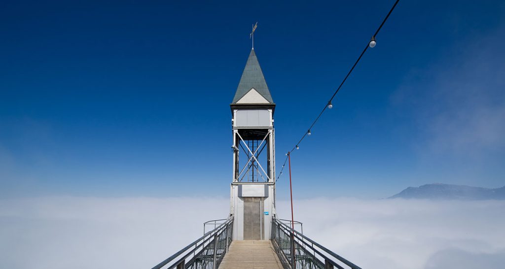 Top 10 thang máy độc đáo nhất thế giới