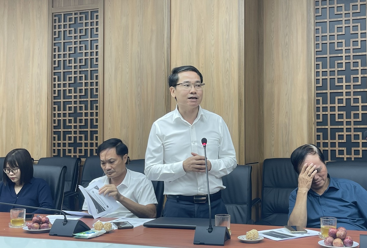 Ông Nguyễn Huy Tiến – Tổng Thư ký Hiệp hội Thang máy Việt Nam phát biểu tại Cuộc họp