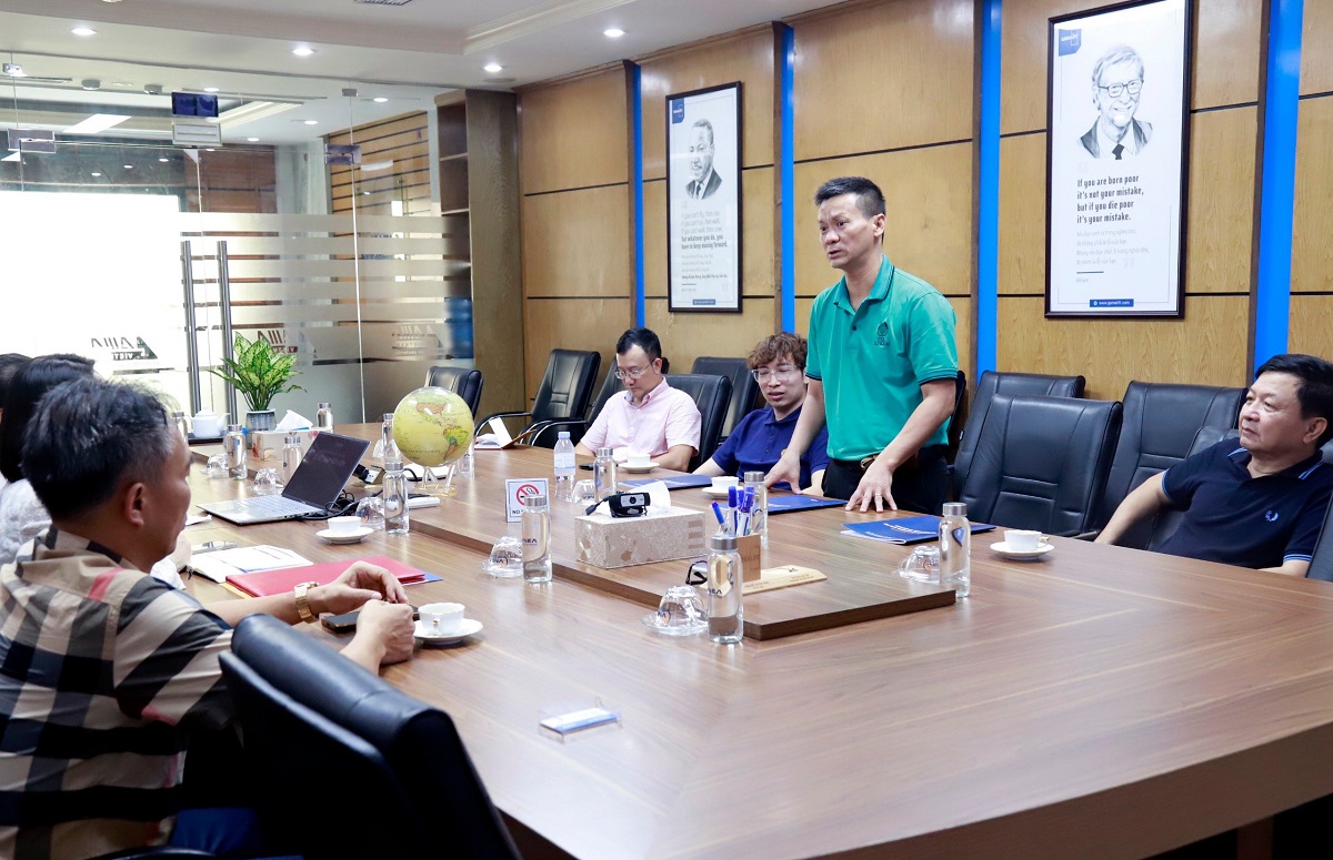 Ông Nguyễn Tài Minh Cường – Giám đốc Điều hành iTEK Elevator chia sẻ tại Lễ kết nạp