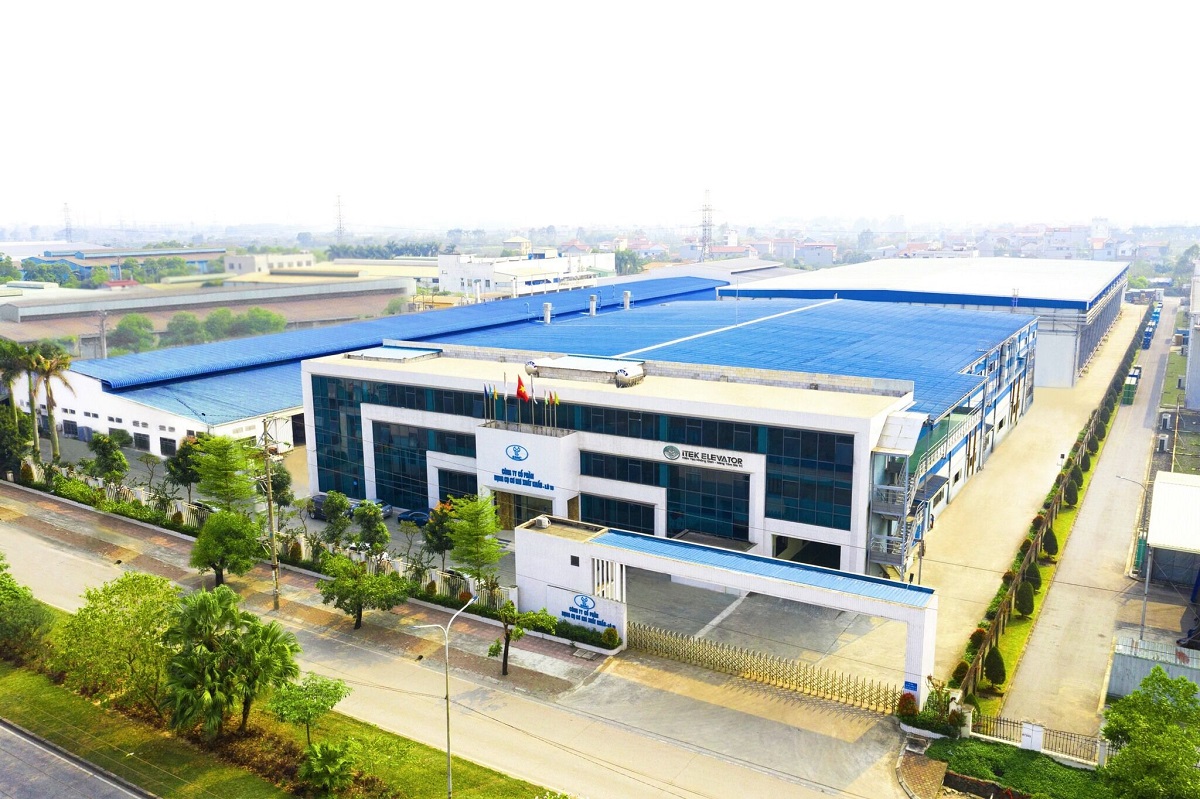 The manufacturing plant of iTEK Elevator is located at Lot 18, Quang Minh Industrial Park, Me Linh, Hanoi, with an area of over 20,000m2