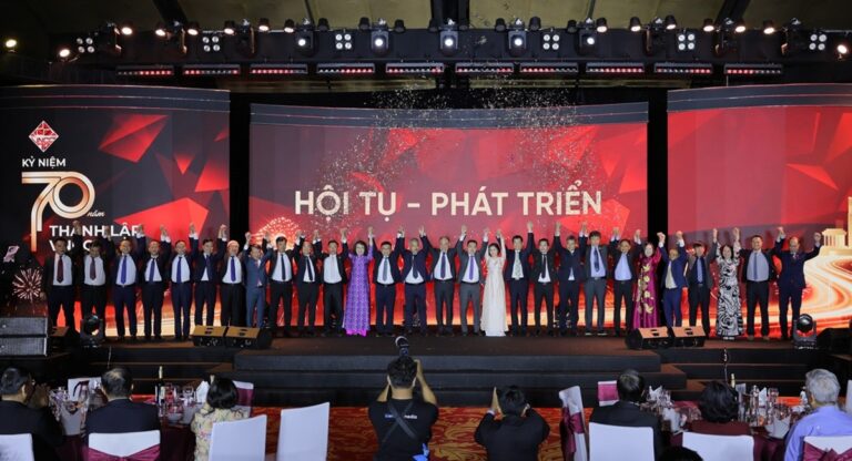 ky-niem-70-nam-vncc-6-1